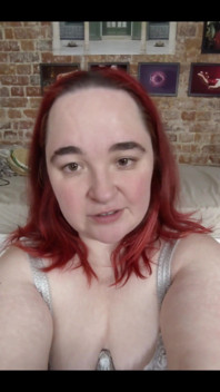 Hey Dear, I’m Eve, and I’m About to Be the Hottest Obsession You’ve Ever Found