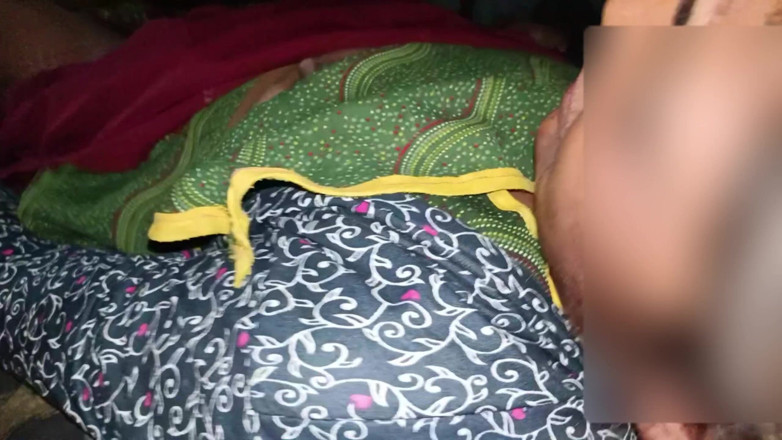 Indian sex2: Am Valentinstag hatte schwägerin die ganze Nacht sex, Desi Schwägerin...