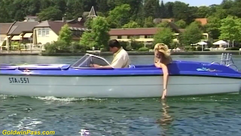 Goldwin pass: Un couple allemand excité adore le sexe en plein air...