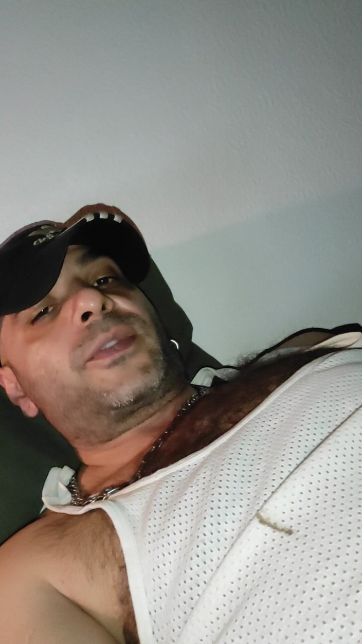 SmokedAlloy2: Dirty Junkbro (dj-bro) com tesão no quarto