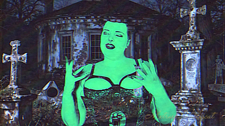 Mxtress Valleycat: Specială pentru ziua paranormală
