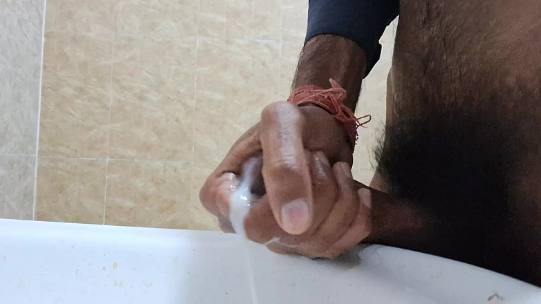 Aloneboy24: Une villageoise desi indienne se fait baiser en mémoire de...