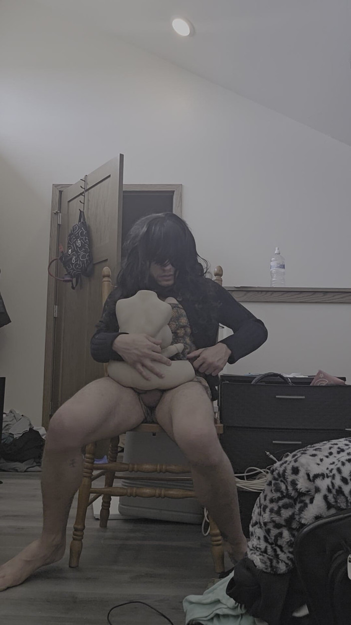 Natalie Slax: Transexual de polla grande ama follar por el culo
