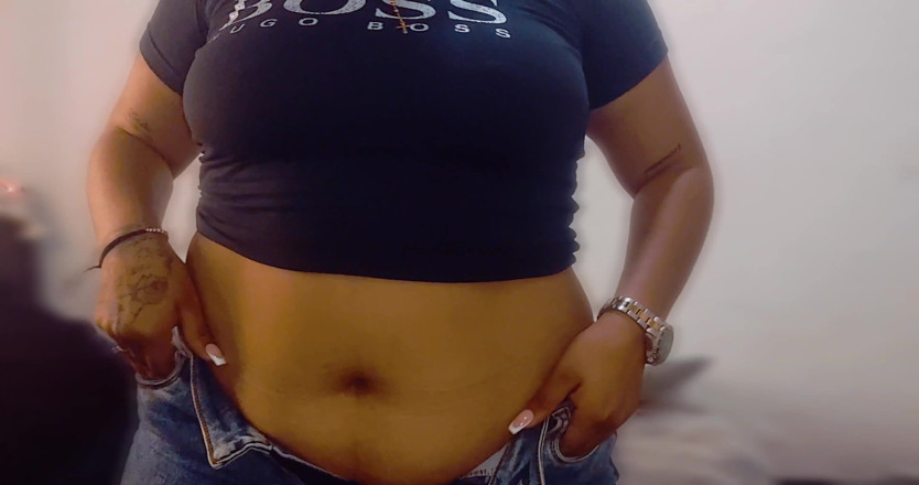 Uncut Lil Midget and Latina Freaky Friends: Il mio orso sborra così forte goon room sh!t