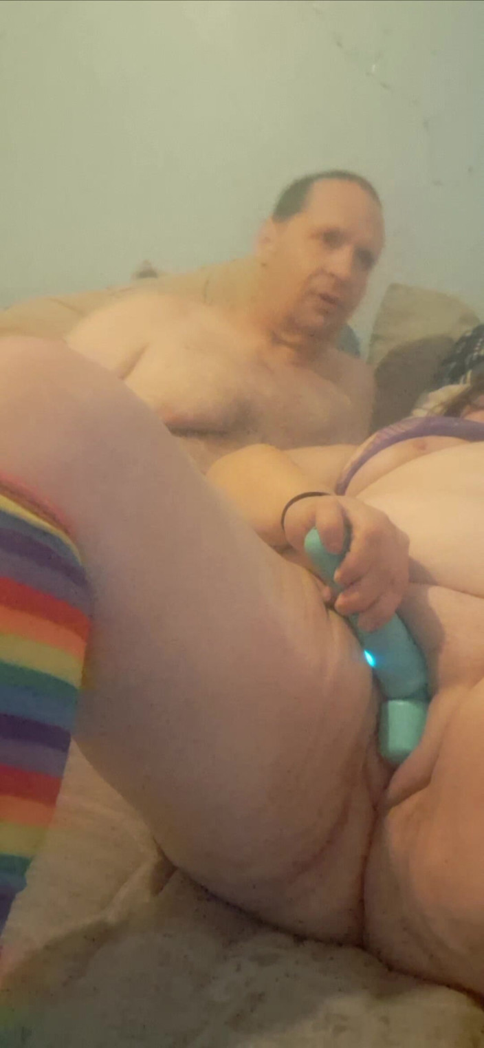 MAGLIGHTGIRL69: Harika Wond çalışırken parmaklanıyor