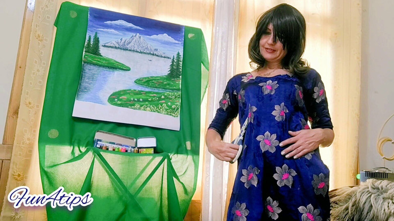 Bolly Karma: Perra flaca rasgando su ropa