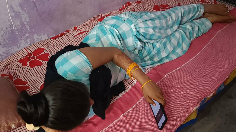 YOURAMRITA04: Quente 20 Yers velho indiano bhabhi traiu seu marido