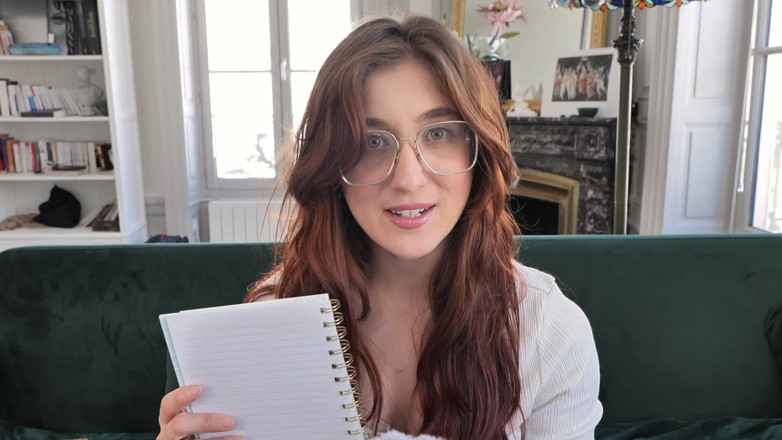 Madelaine_Rousset: ASMR-Rollenspiel-JOI – Dein Therapeut bringt dir bei, wie du für sie...