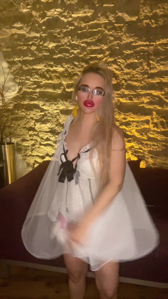 FinDom Goaldigger: Je suis la déesse des fans