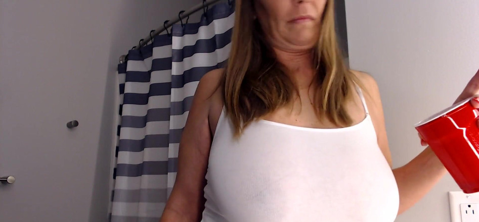 KimitheMilfMommy: Wettt हो रही है