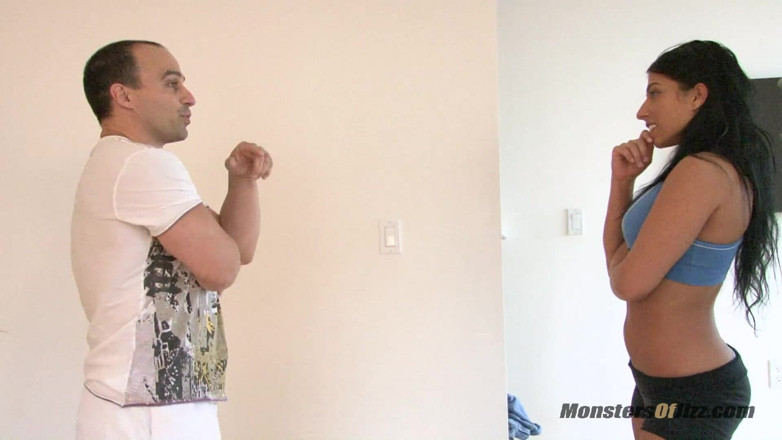 Monsters Of Jizz: Une petite nana sexy suce une bite