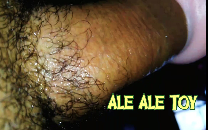 Ale Ale: Aku bicara tentang mainan memek dan air mani mengerang