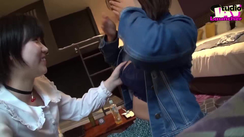 Studio JAV Launcher: Real shot lésbico en viaje de primavera caliente - ep1