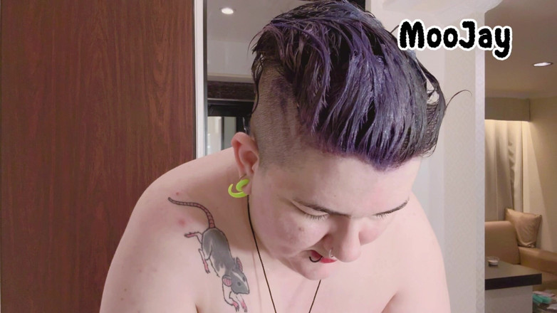 Moo Jay: Dying My Hair And Yappin' Dengan Tetek Saya Out - Vibes...
