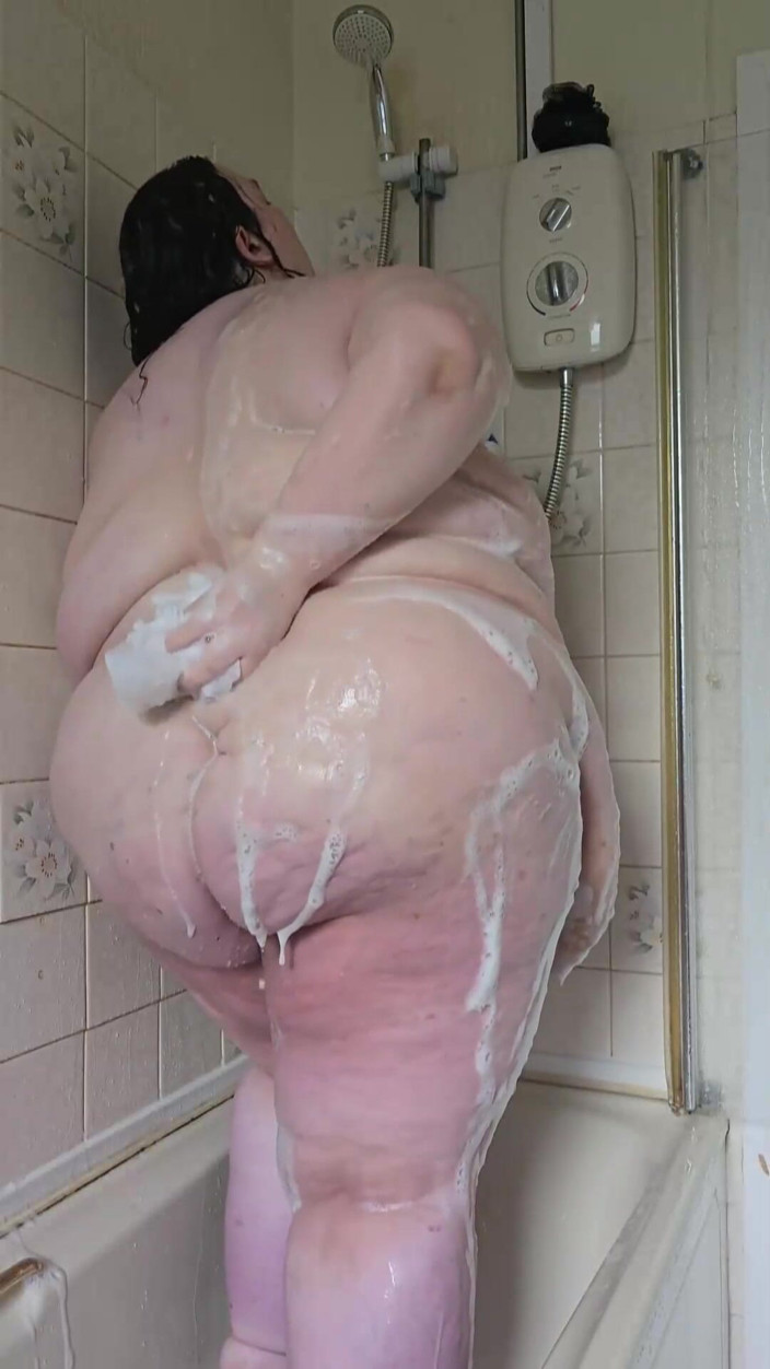 SSBBWLadyBrads: Ssbbw tanrıça şehvetli duş bölüm 2
