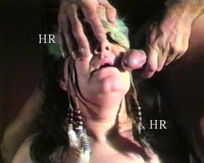 Hans Rolly: Exhibitionnistes à la recherche d'une bite dans Erotismo ad alta tensione 2