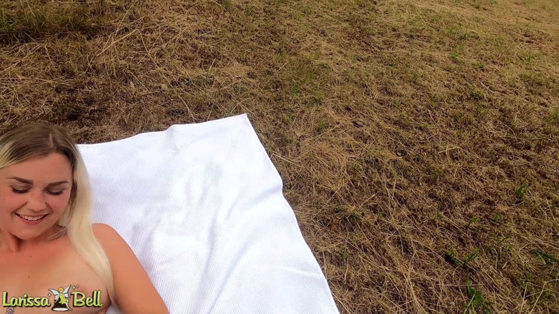German Fuck Girls: Ganz Schön Klebrig Im Freibad!