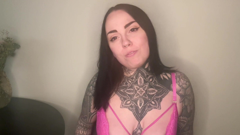 Miss Valentina: Wifeys evde 31 talimatı
