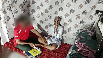 Rakul008: Hintli kız sınıf odasında öğretmenle viral seks videosu