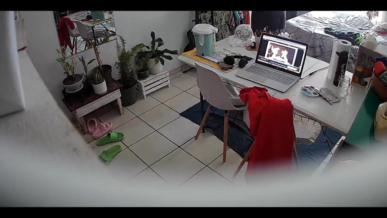 Karmicoxv: Dans la chambre de ma femme en mon absence