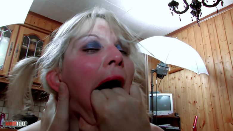 MMM100: Franse Steph Debar zeer hardcore anale seks onder de ogen...
