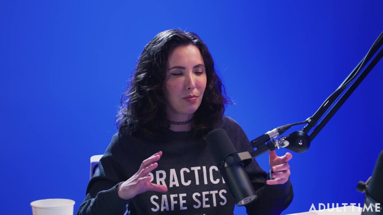 Adult Time Podcast: Casey Calvert: parodia del Re della tigre, Sindrome di Imposter, &amp;...
