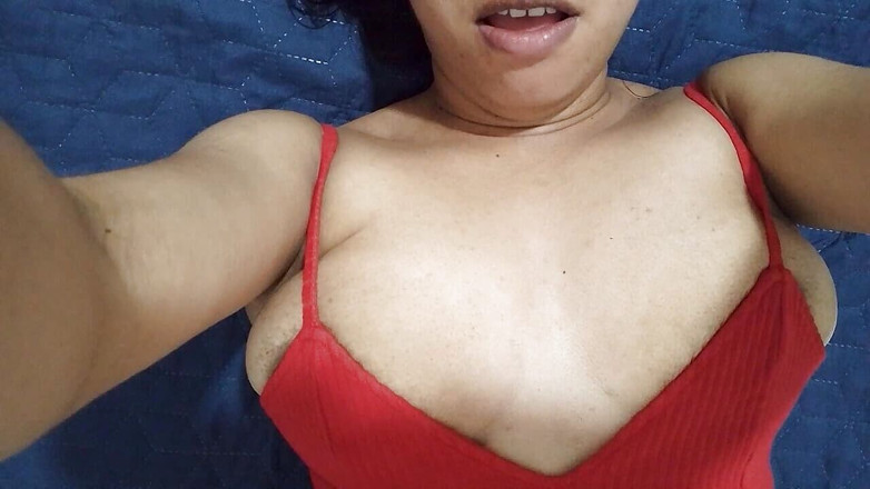 PATY PATY: Teenie-mädchen schlampe masturbiert, bevor sie zum strand geht teil 2! Volle...