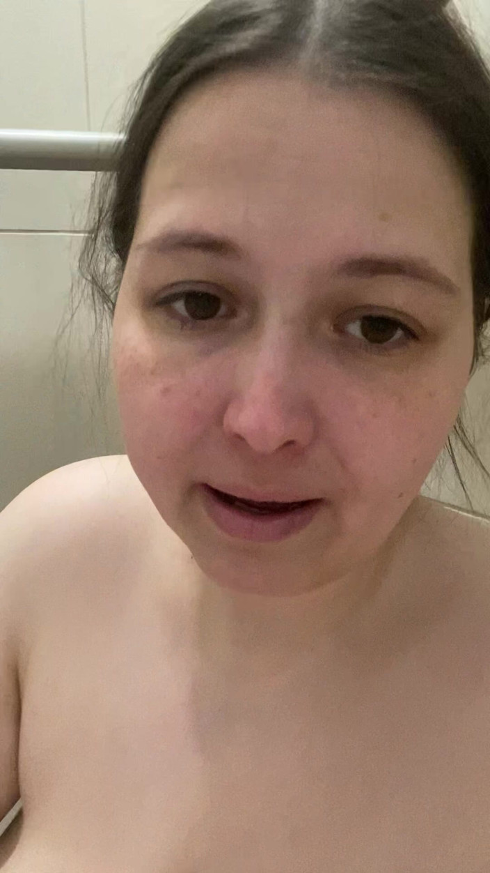 MissChrystalline: Onexpertly mijn roze dildo berijden