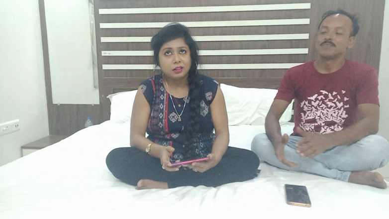 Bengali Bhabhi Sex: Heiße indische MILf bhabhi mit dicken titten wird von ehemann...