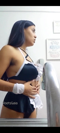 Maid My Boss Gets Me Hooked on Smoking and so He Doesn't Get Angry I Give Him My Pussy