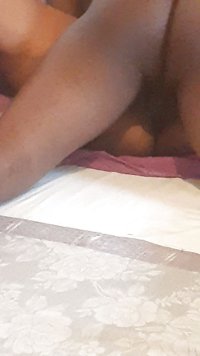 Sex and cum inside: Jan jouit deux fois dans la chatte de Janet