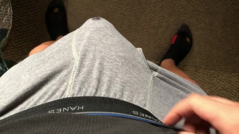 Xmiya: Grosse bite, grosses jambes, grosse éjaculation
