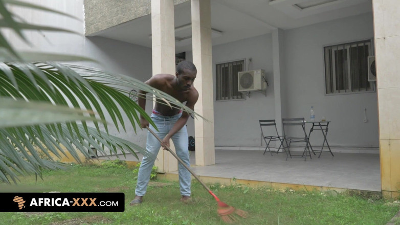 Africa-XXX: プレシャスは庭師の誘惑に負ける