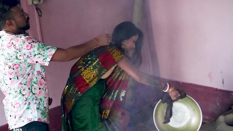 Indian porno creator: Młoda indyjska żona gorący seks z jej Devar w brudnym hindi...