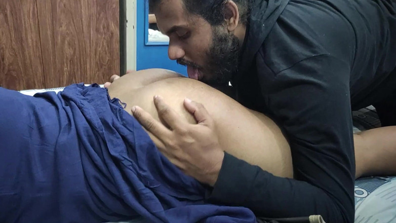 Vaishnavysharunraj: Romansa jilat pantat, vaishnavy dan sharun raj hot ass