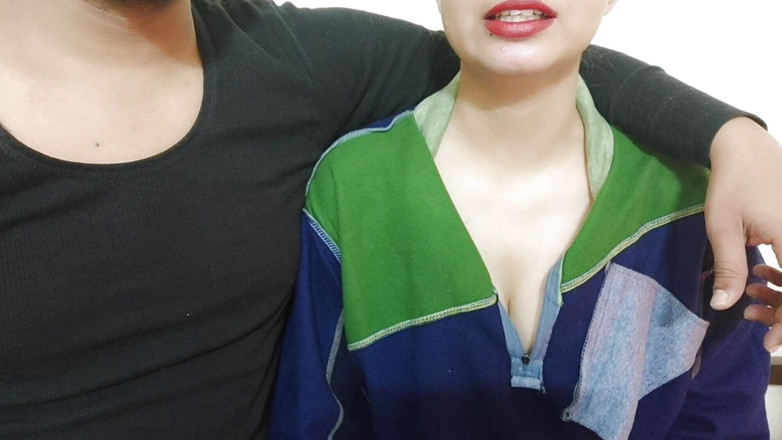 Hornycouple149: Abang tiri India mencuba helah yang pelik ini - tampar terapi...