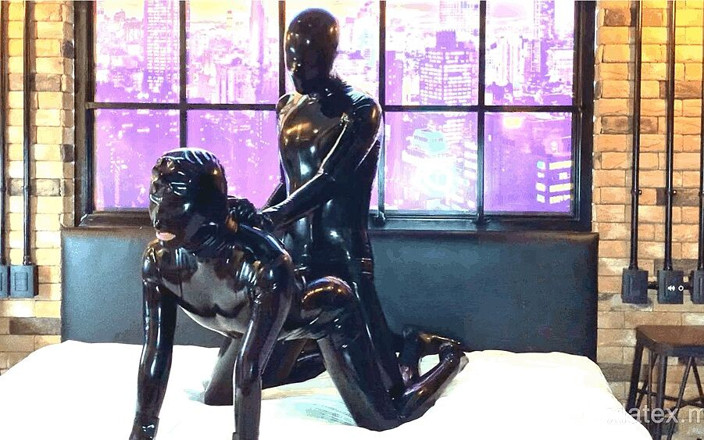 Alex Latex: My New rubberdoll vollständiges video - alex latex