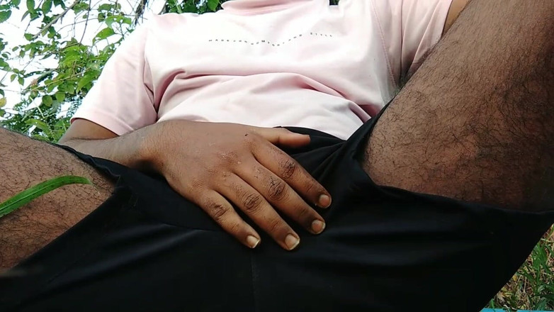 Public sex00: First Time Masterbution in the Fields