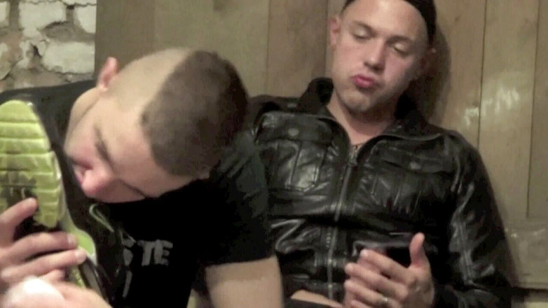 HARD PORN STUDIO: Жорстке підкорення кросівок арабом