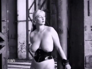 House of lords and mistresses in the spanking zone: Prendilo all'estremo