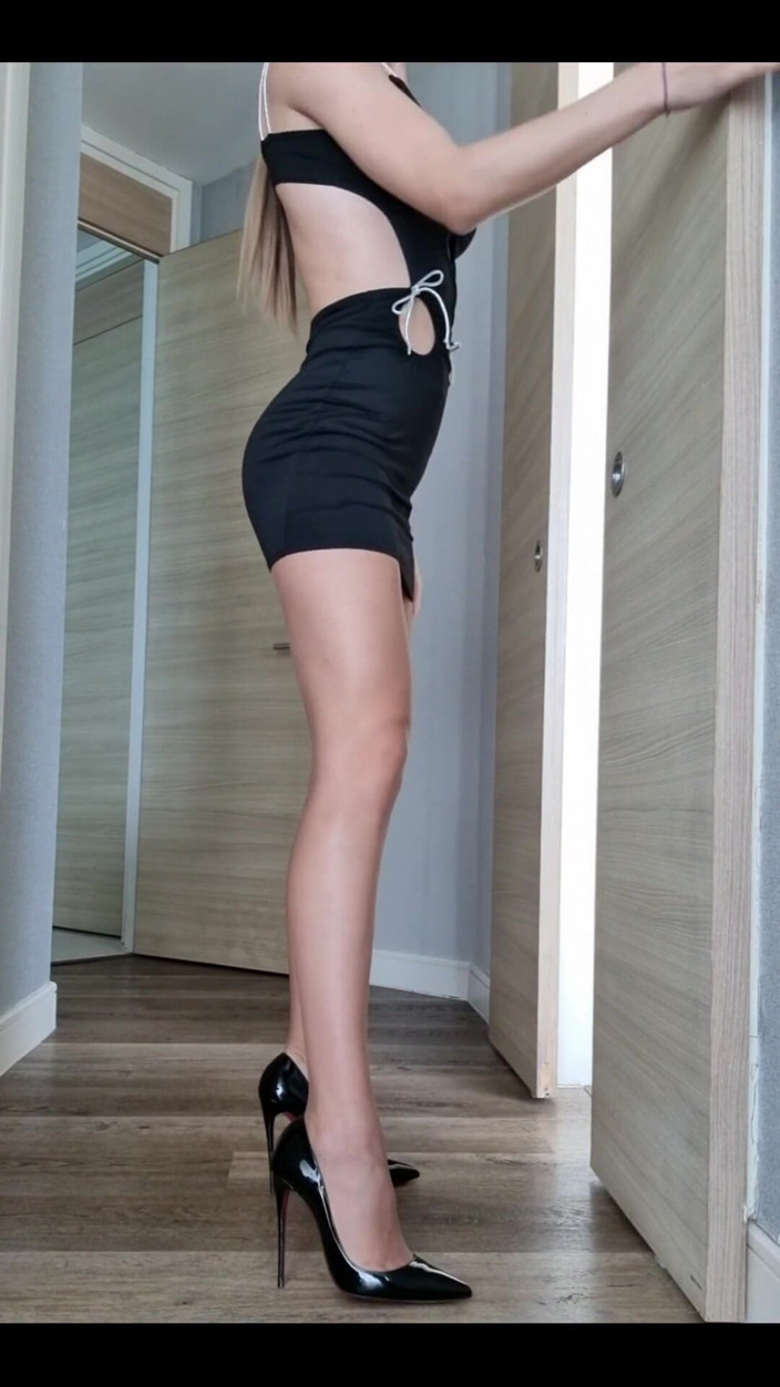 Angel The Dreamgirl: Tu aimes ma tenue ?