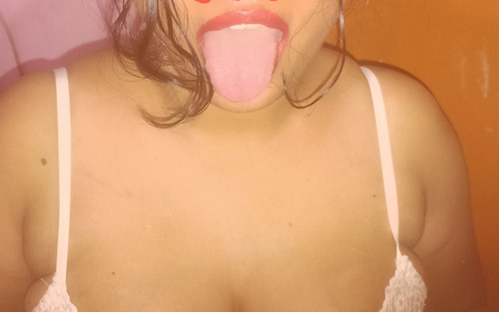 CUTEGIRL4YOU: Shahana, fille desi, montre une jolie fille en levrette
