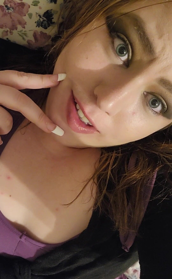 KinkyKatie: Ух у такому фанку сьогодні ввечері! Так вирішуйте мою ніч! Ха-ха, що мені робити?