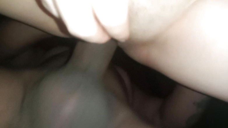 Parcuriosoo: Můj soused mě navštěvuje a dává mi jeho lahodného ptáka,...