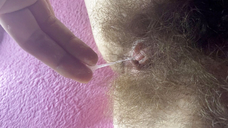 Cuteblonde666: Close up wet hairy pussy big clit