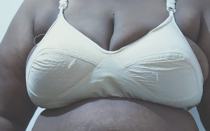 Bedroom: 인도 섹시녀 핑거 퍼포먼스
