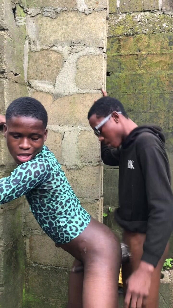 Smallmighty: Kus Twink vs Hubený Twink