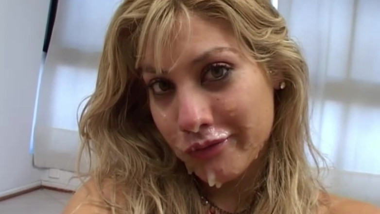 6-movies: Loira linda está com fome de dois paus