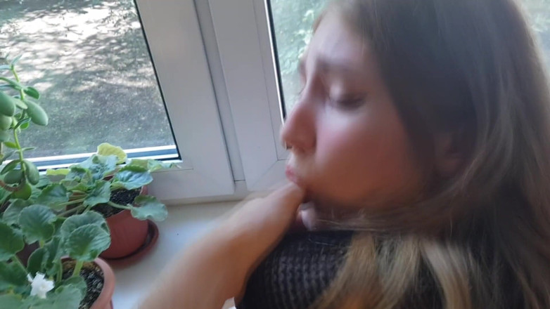 Your Naked Dream: Tvrdé šukání v roztrhaných punčochách od souseda