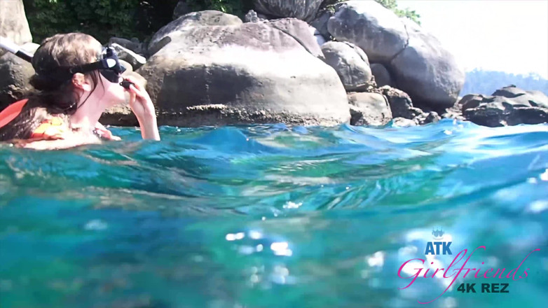 ATK Fans (Girlfriends): Vacances virtuelles sur l'île Tioman avec Elena Koshka, partie 4